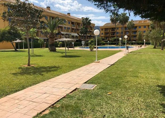 Apartamento Atico-duplex Cerca De Y La Playa - *